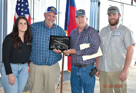 <i>Honoring those who farm, care for the land</i>
