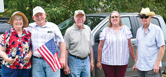 <i>Sirens, smiles and patriotism as Alert celebrates, pics 2</i>