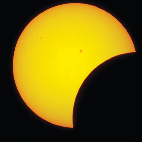 Solar eclipse captures  wonder & imagination