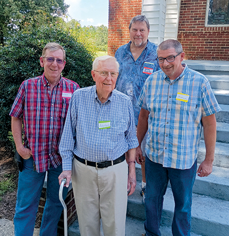 <i>Guptons gather!</i><BR>110 attend reunion that puts focus on ancestors