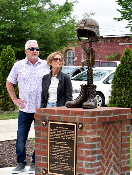 MONUMENT