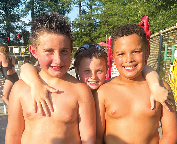 Town & Country Stingrays start swim season with success