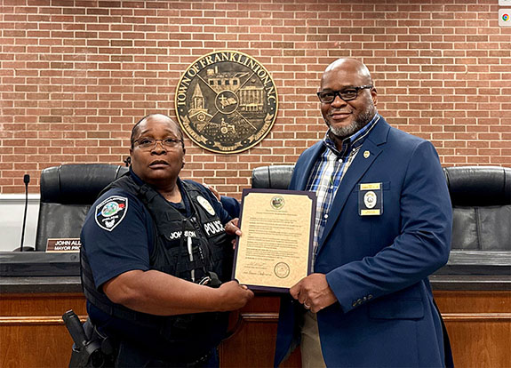 <i>'I only had time to react,' says officer</i>