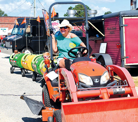 Bunn's last event before the fall provided fun under the sun, Pics 2