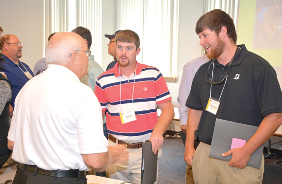 <i>VGCC connects students, new grads to employers</i>